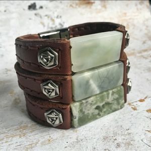 Gorgeous Jade Leather Bracelet